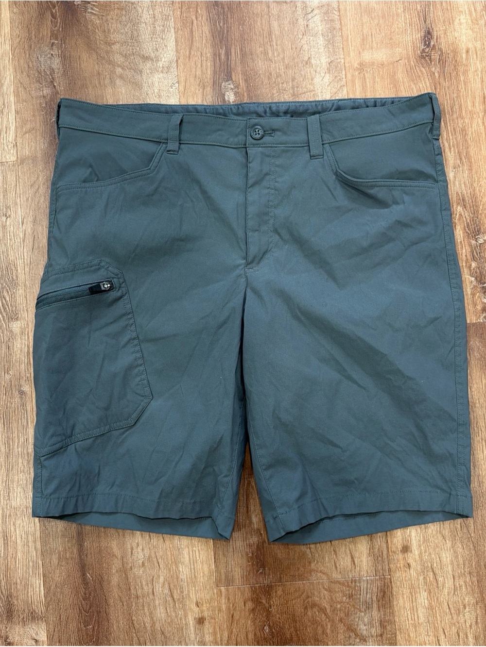 Eddie Bauer Mens 38 Horizon Guide Wander Shorts 11” Gray Hiking Outdoor Climbing